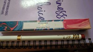 MyGlamm LIT Matte Lipliner Pencil