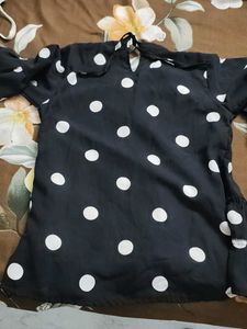Combo Of Two Tops Black And Blue