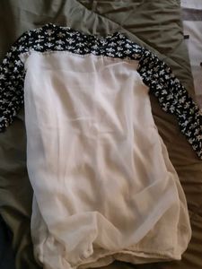 Chic White &amp; Black Top