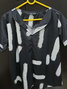 Stylish Black & White Top