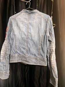 Stylish Japanese-Inspired Denim Jacket