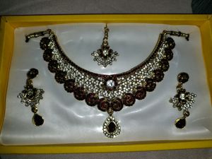 An Artificial Diamond Necklace