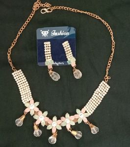 Adorable White Necklace