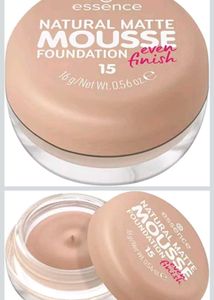 Essence Natural Matte Mousse Foundation sealed