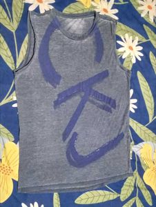 Women's Top