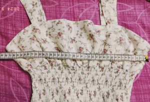 Korean CropTop🌷✨🤍cottage