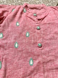 Elegant Pink Embroidered Kurta