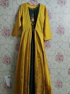Elegant Ethnic Gown With Shrug