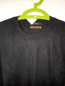 Men&#39;s Black Pullover Sweater