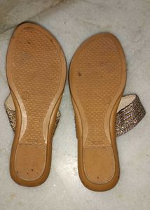 Embellished Toe Ring Sandals