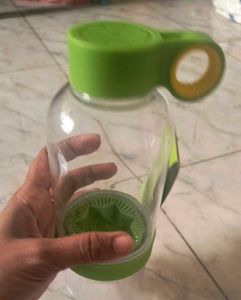 Juice Maker And Bottle 2 In 1