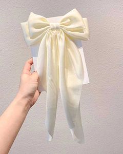 Cream Bow Hair Clip