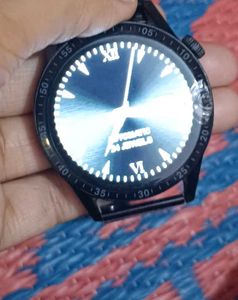 like new watch realy good condition never used