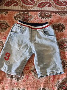 Patterned Shirt and pant with one short &amp; hudi