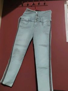 Ankle Length High Rise Jeans