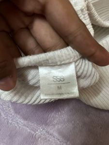 Ribbed V-Neck Crop Top