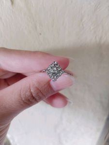 Sparkling Silver Ring