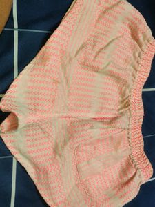 Women&#39;s Pink Short