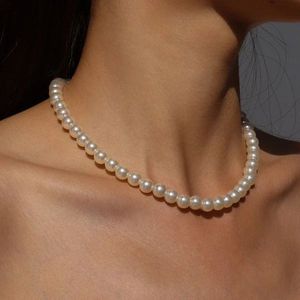 Pearl Beaded Necklace