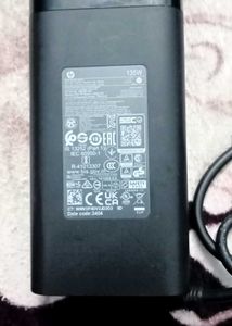 HP LAPTOP CHARGER NEW AND ORIGINAL 135 WATT