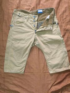 G-Star &#39;New Riley&#39; 3D Back-Zip Shorts