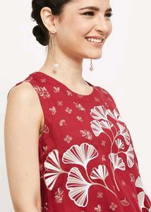 Stylish Maroon Floral Top