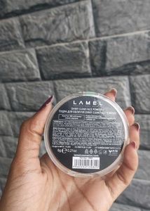 Lamel 406 Soft Honey Compact