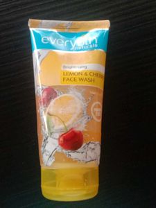 Everyuth Lemon & Cherry Face Wash