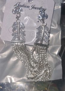 New Stylish Silver Flowy Jhumka