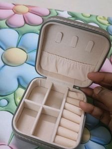 Mini Jewellery Organiser