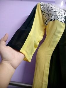 Yellow-Black Kurti💛🖤