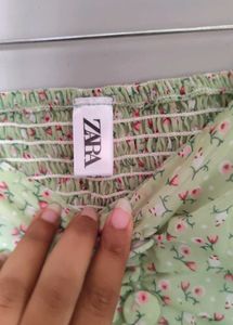 Floral Print off shoulder top💚✨