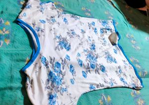 Floral Print Sleeveless Top