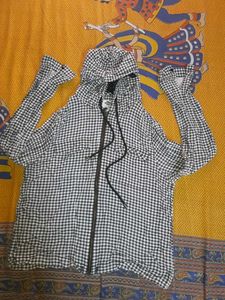 Checked Hooded Lightweight Jacket