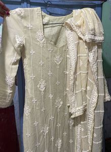 Elegant Embroidered Salwar Kameez