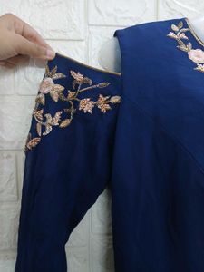 Zardoigi Hand Work Gown