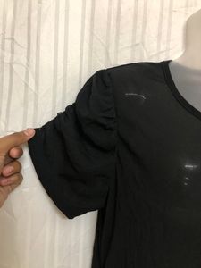 Ivmee Black Short Sleeve Net Top