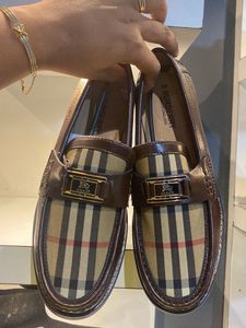 Burberry Premium Quality Loafer