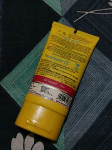 Mamaearth Beetroot Sunscreen