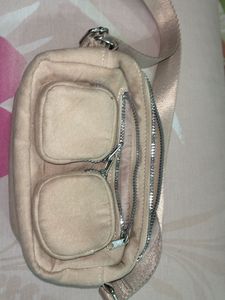 Nude H&M cargo bag