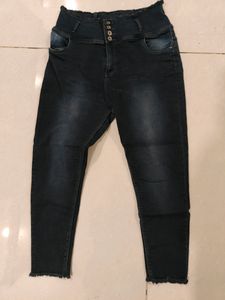 Blackish Blue Fade  High Rise 4 Button Jeans.