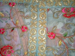 Heavy Embroidery Salwar Suit With Chunni