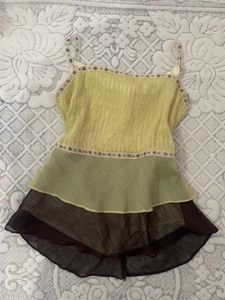 Gorgeous Top With Lace Straps