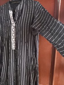 black and white strip kurti