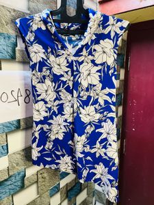 Women Blue Floral Printed Top