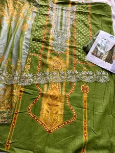 TRENDING PAKISTANI STYLE SUIT FREE SHIPPING