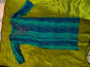Green &amp; Blue Embellished Kurta Size-L