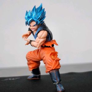 Goku Super Saiyan Action Figure