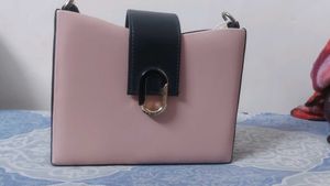 Beautiful  Light Pink Or Balck Color  Slingbag