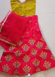 No.28 Red Lehanga Choli